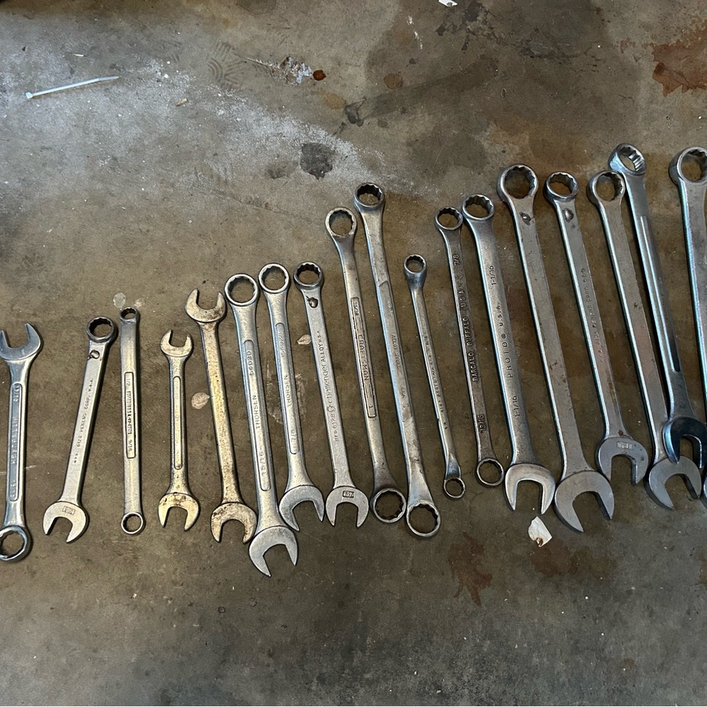Silver Wrench Set